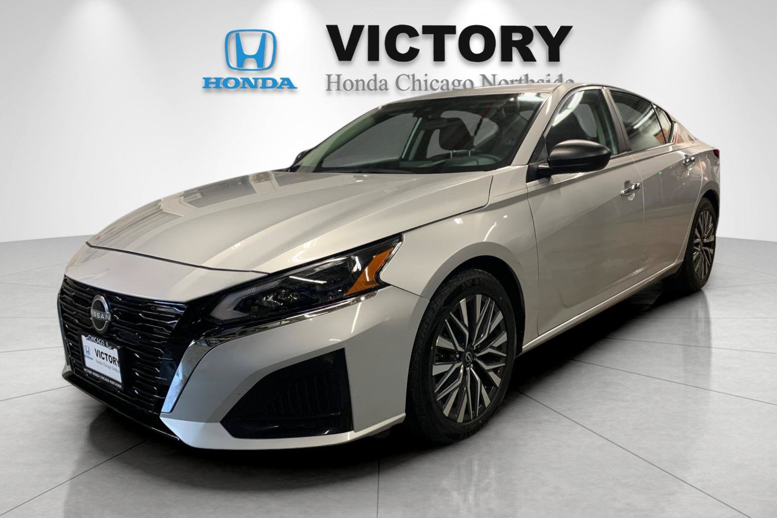 Used 2024 Nissan Altima 2.5 SV FWD image 7