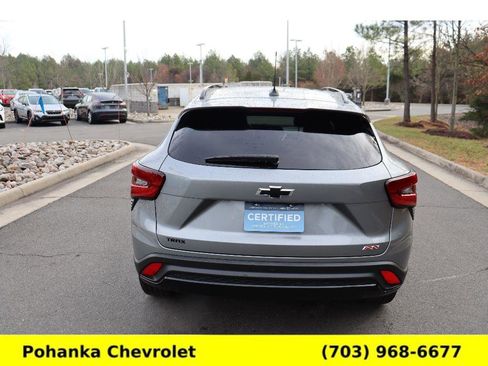 Certified 2025 Chevrolet Trax RS w/ Driver Confidence Package image 6