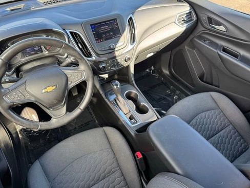 Used 2020 Chevrolet Equinox LT image 6