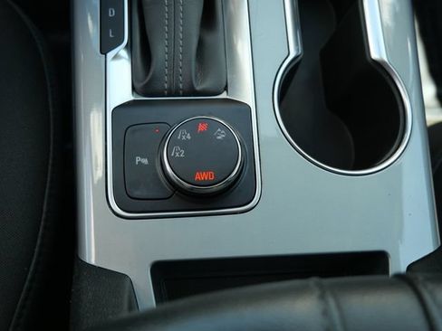 Used 2020 Chevrolet Blazer LT AWD/4WD image 19