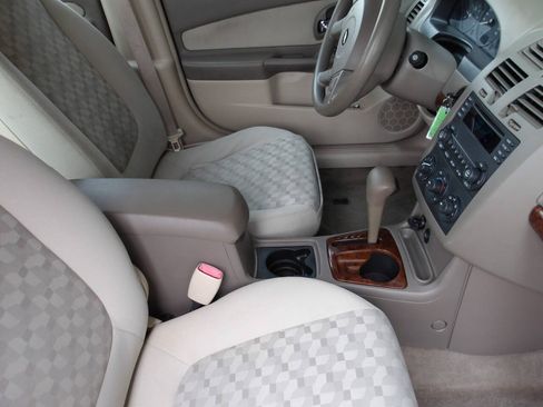 Used 2004 Chevrolet Malibu LS FWD image 15
