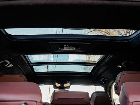 Certified 2025 BMW X7 M60i image 23