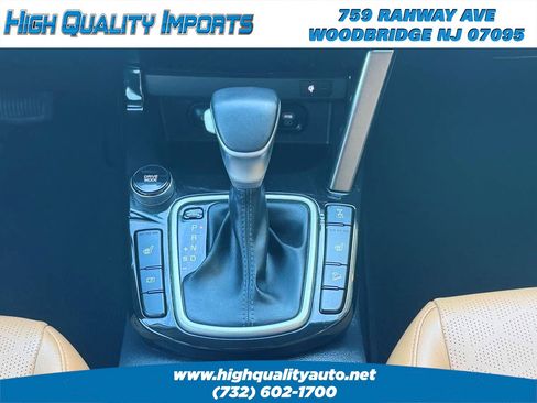 Used 2024 Kia Seltos SX image 31