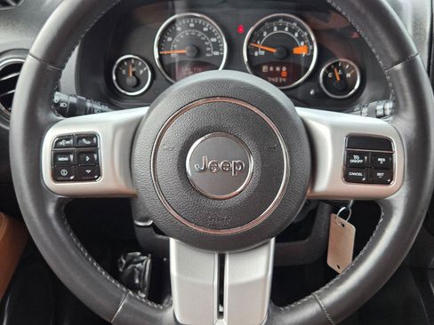 Used 2014 Jeep Compass Limited w/ Sun/Sound Group image 24