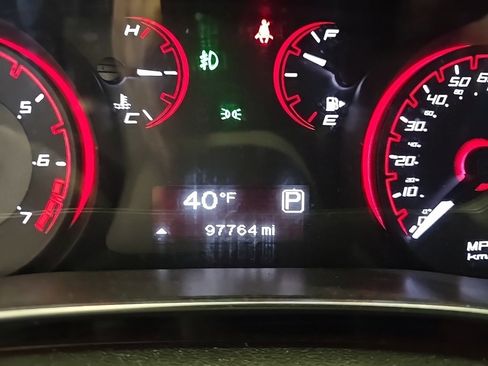 Used 2015 Dodge Dart SXT w/ Sun/Sound Group image 5