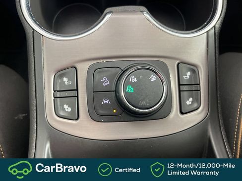 Used 2023 GMC Terrain AT4 AWD/4WD image 36
