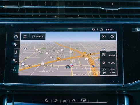 Used 2019 Audi Q8 Premium w/ Convenience Package image 15