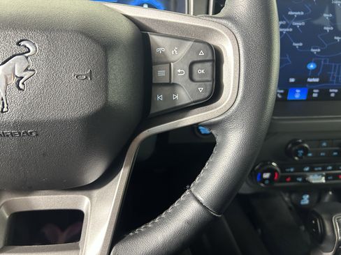 Used 2025 Ford Bronco Big Bend image 17