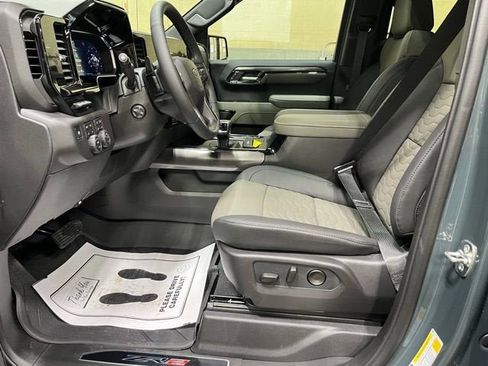 New 2026 Chevrolet Silverado 1500 ZR2 w/ Dark Appearance Package AWD/4WD image 4