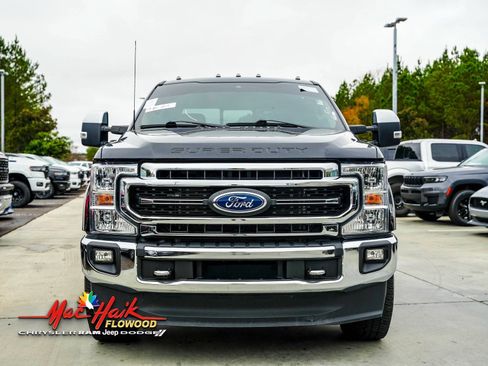 Used 2021 Ford F250 Lariat w/ Chrome Package image 4