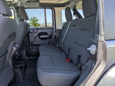 Used 2019 Jeep Wrangler Unlimited Sport S AWD/4WD image 26