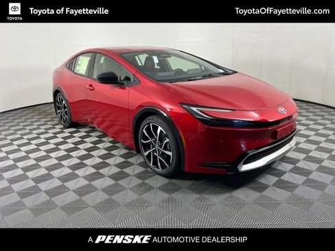 New 2026 Toyota Prius Plug-In Hybrid FWD image 6