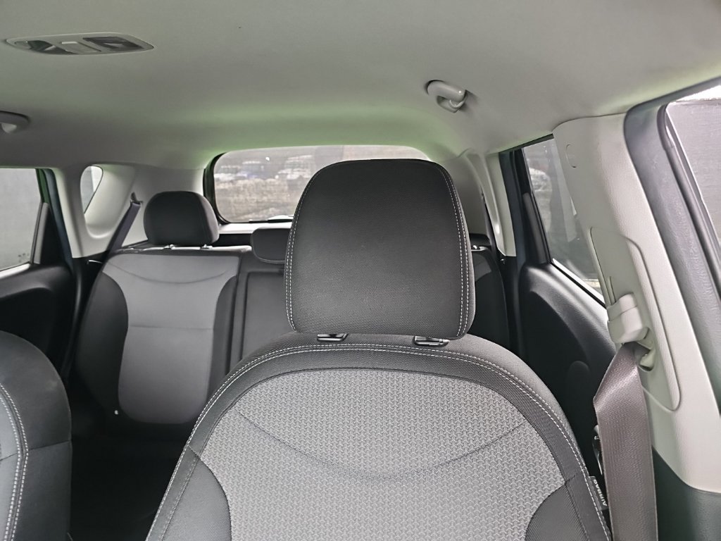 Used 2019 Kia Soul + FWD image 10