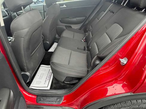 Used 2017 Kia Sportage LX image 14