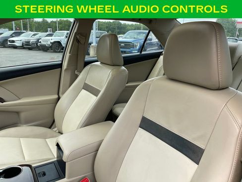 Used 2012 Toyota Camry XLE w/ Leather Pkg FWD image 16