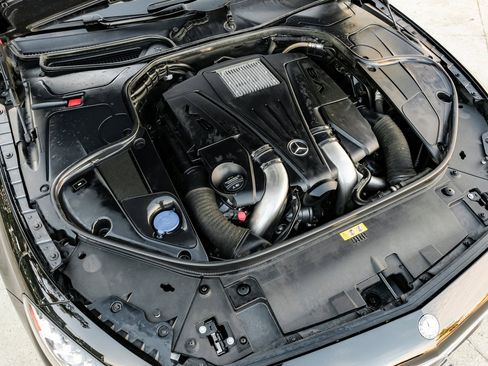 Used 2017 Mercedes-Benz S 550 Cabriolet image 56