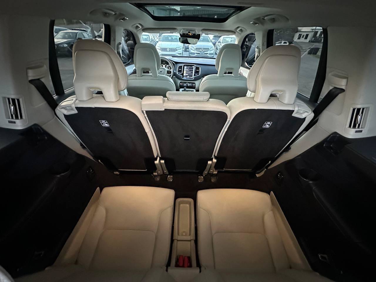 Used 2016 Volvo XC90 T6 Momentum w/ Protection Package Plus AWD/4WD image 39