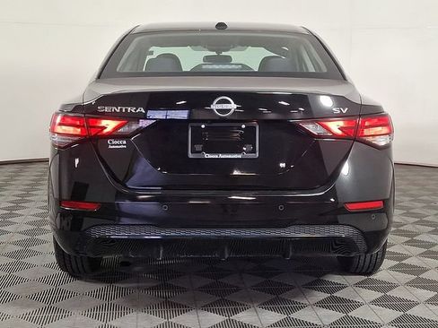 Used 2024 Nissan Sentra SV FWD image 8