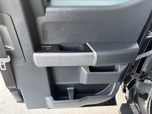 Used 2022 Ford F150 Lariat image 28