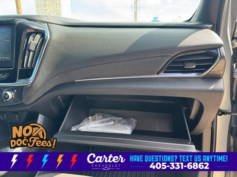 Used 2023 Chevrolet Traverse High Country FWD image 36