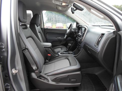 Used 2018 Chevrolet Colorado Z71 AWD/4WD image 22
