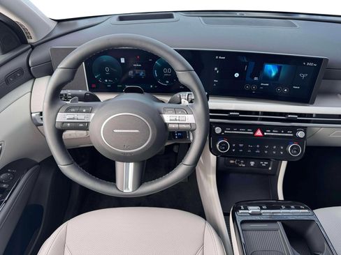 New 2026 Hyundai Tucson Limited AWD/4WD image 17