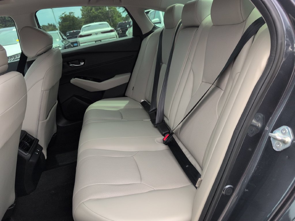 Used 2023 Honda Accord Touring image 23