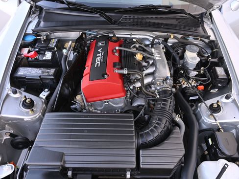 Used 2002 Honda S2000 image 46