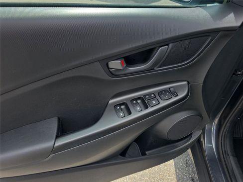 Used 2020 Hyundai Kona SEL image 15