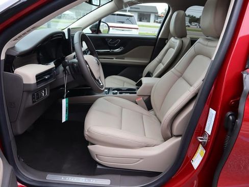 New 2024 Lincoln Corsair Grand Touring image 7