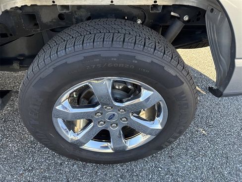 Used 2023 Ford F150 Lariat w/ Equipment Group 502A High image 21