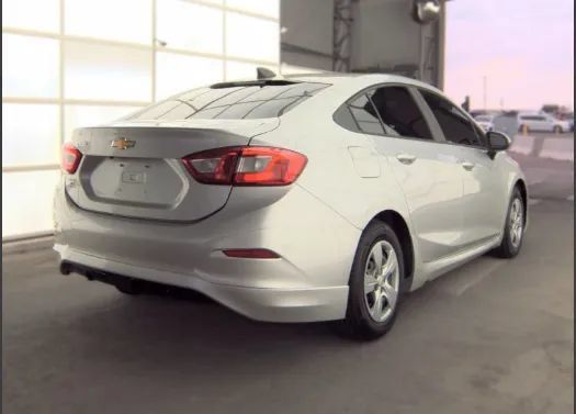 Used 2018 Chevrolet Cruze LS w/ LPO, Ground Effects Package FWD image 2
