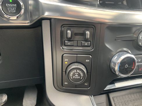 Used 2022 Ford F150 Lariat w/ Equipment Group 502A High image 4