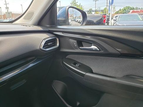 Used 2021 Chevrolet TrailBlazer LT w/ Sun and Liftgate Package AWD/4WD image 26