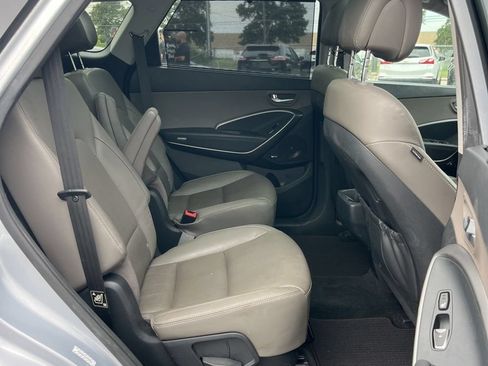 Used 2019 Hyundai Santa Fe XL AWD/4WD image 12
