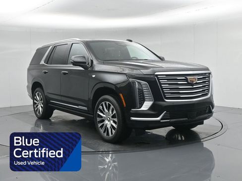 Used 2026 Cadillac Escalade Platinum Luxury image 1