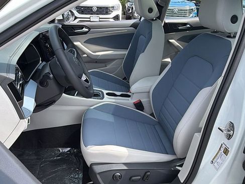New 2026 Volkswagen Jetta SE image 29