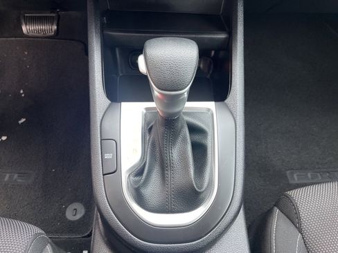 Used 2024 Kia Forte LXS w/ LXS Technology Package image 23