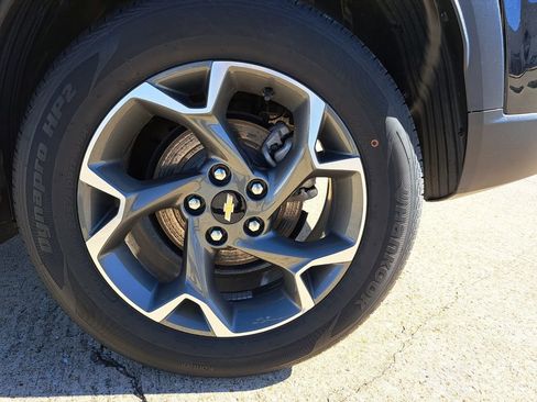 Used 2024 Chevrolet Trax LT image 22