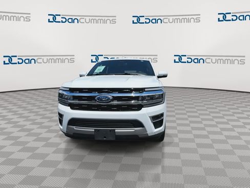 Used 2024 Ford Expedition Max Limited AWD/4WD image 4