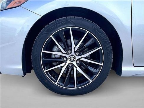 Used 2023 Toyota Camry SE FWD image 10