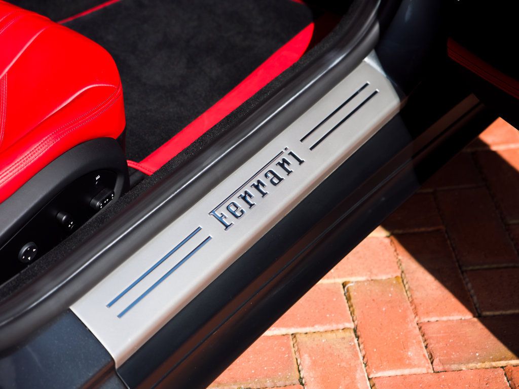Certified 2019 Ferrari 812 Superfast RWD image 28