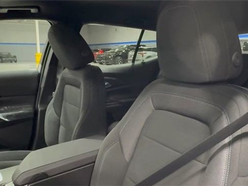 New 2026 Chevrolet Equinox EV LT image 13