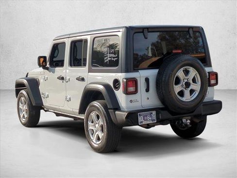 Used 2018 Jeep Wrangler Unlimited Sport S image 7