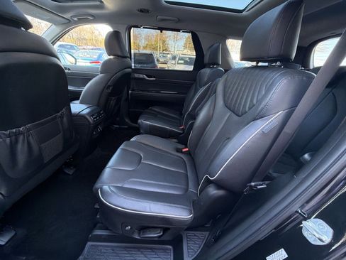 Used 2024 Hyundai Palisade Limited image 25