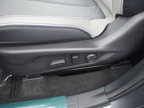 Used 2026 Subaru Forester Premium AWD/4WD image 12
