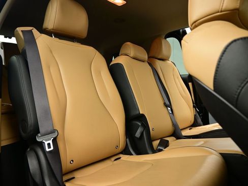 Certified 2022 Kia Carnival EX image 65