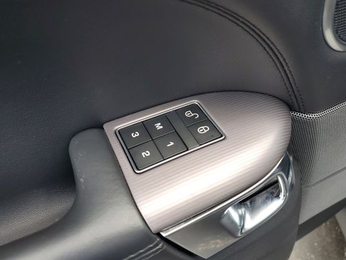 Used 2019 Land Rover Range Rover Sport HSE image 14