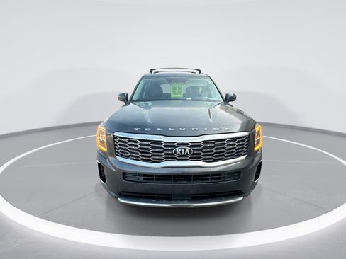 Used 2021 Kia Telluride EX w/ EX Premium Package AWD/4WD image 3