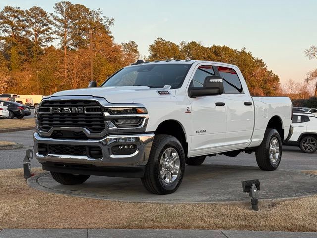 Used 2025 RAM 3500 Big Horn AWD/4WD image 3